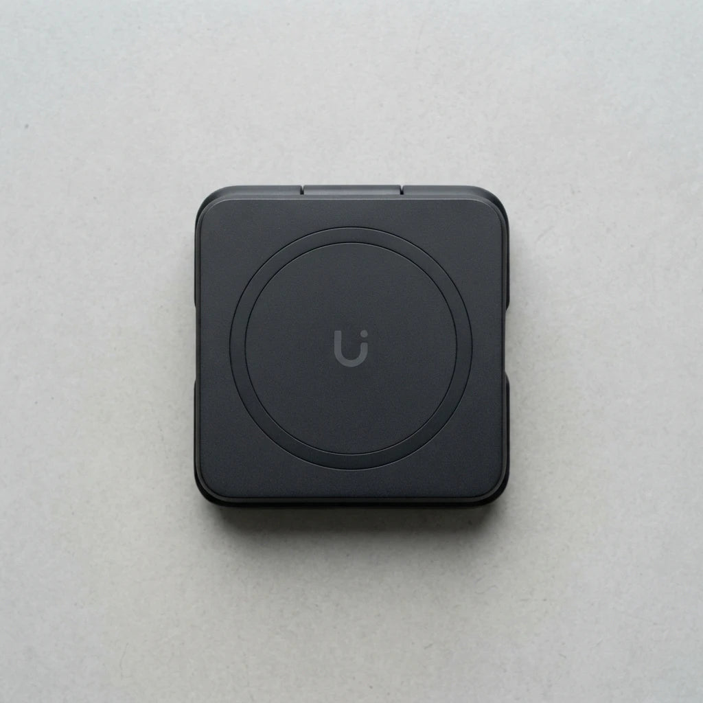 3-in-1 Foldable Wireless Charger - Charge All Your Apple Devices Fast!
